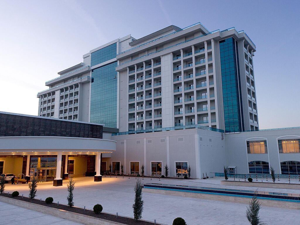 Alusso Thermal Hotel Spa & Convention Center