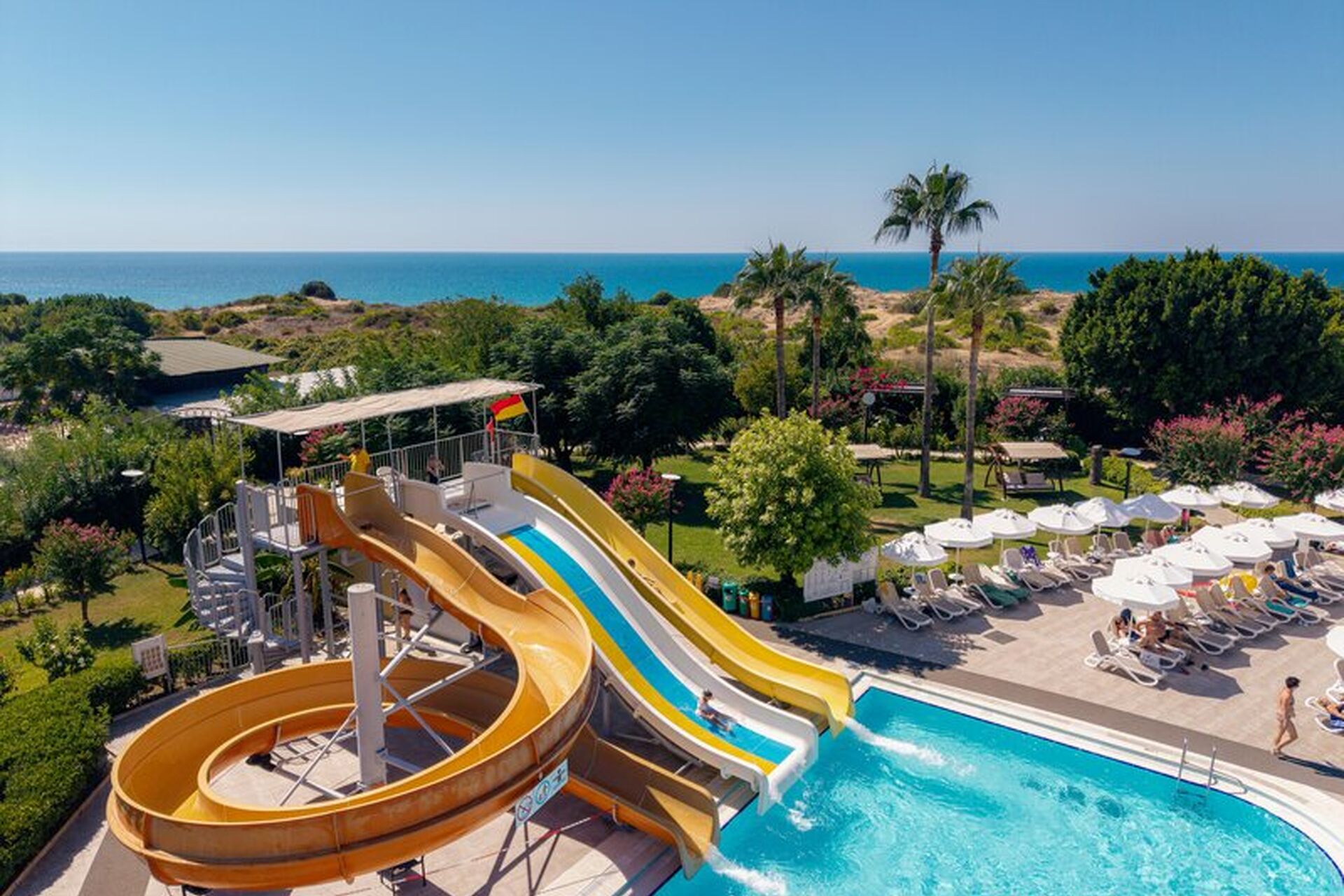 Side Star Resort