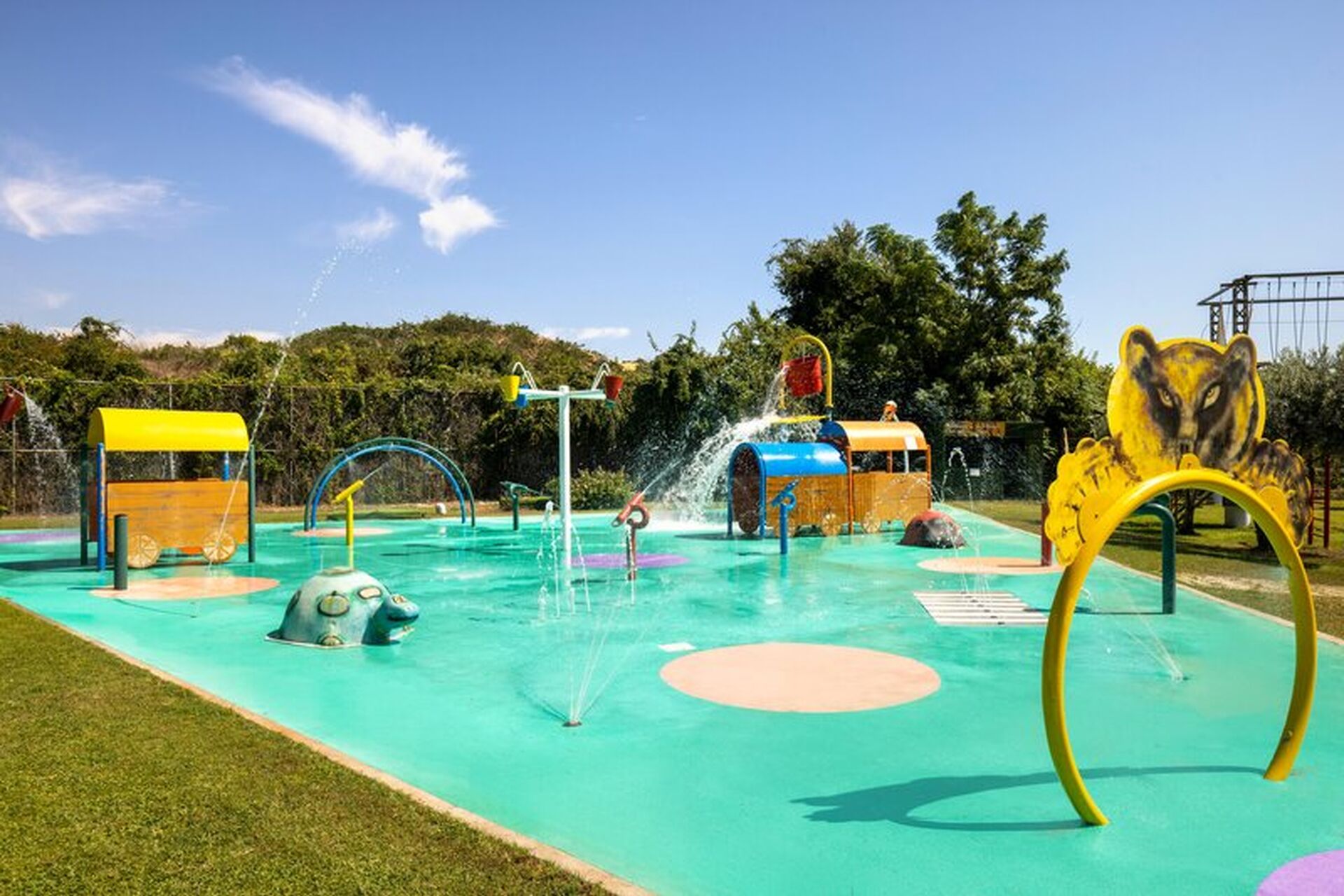 Side Star Resort