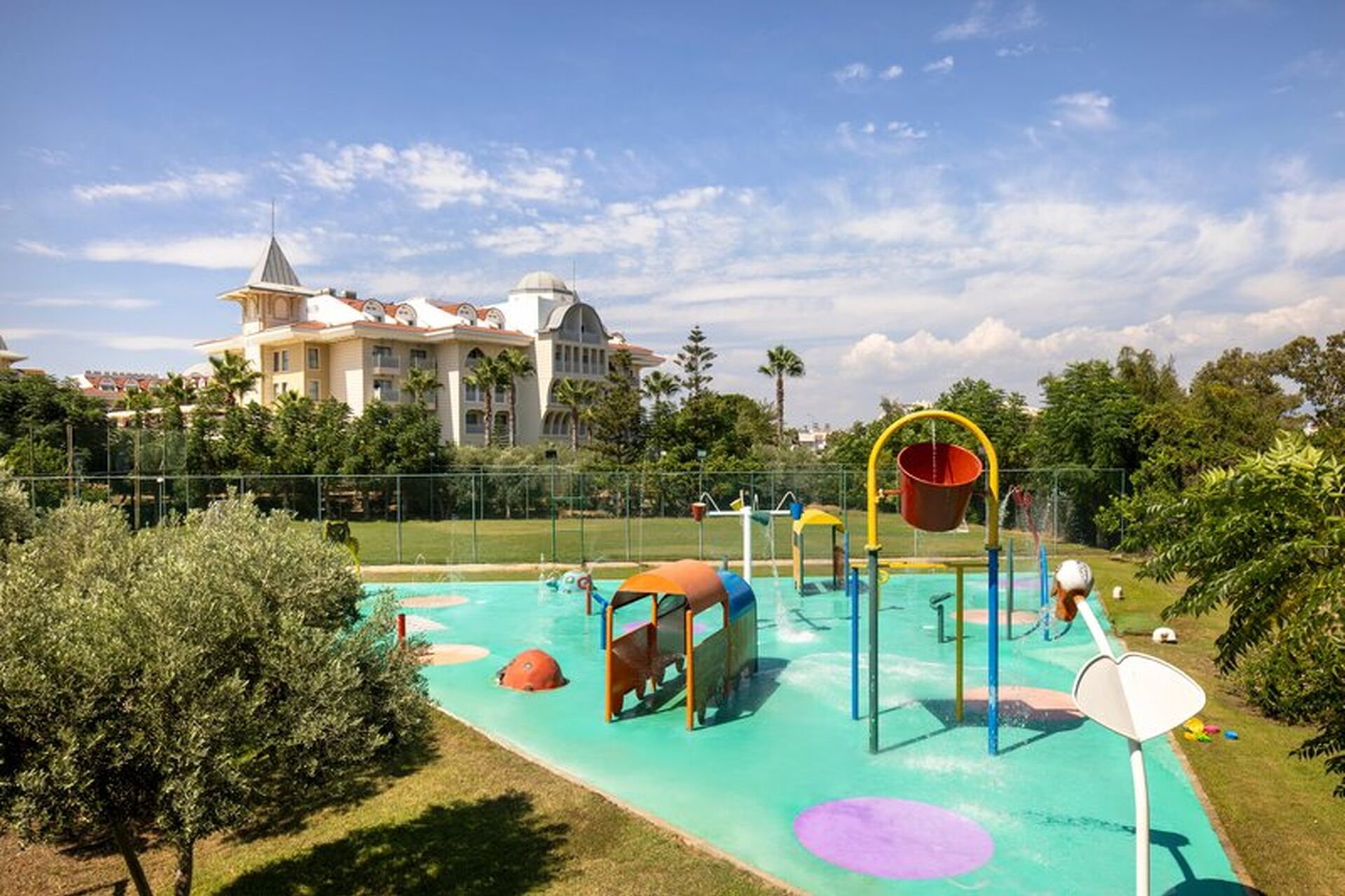 Side Star Resort