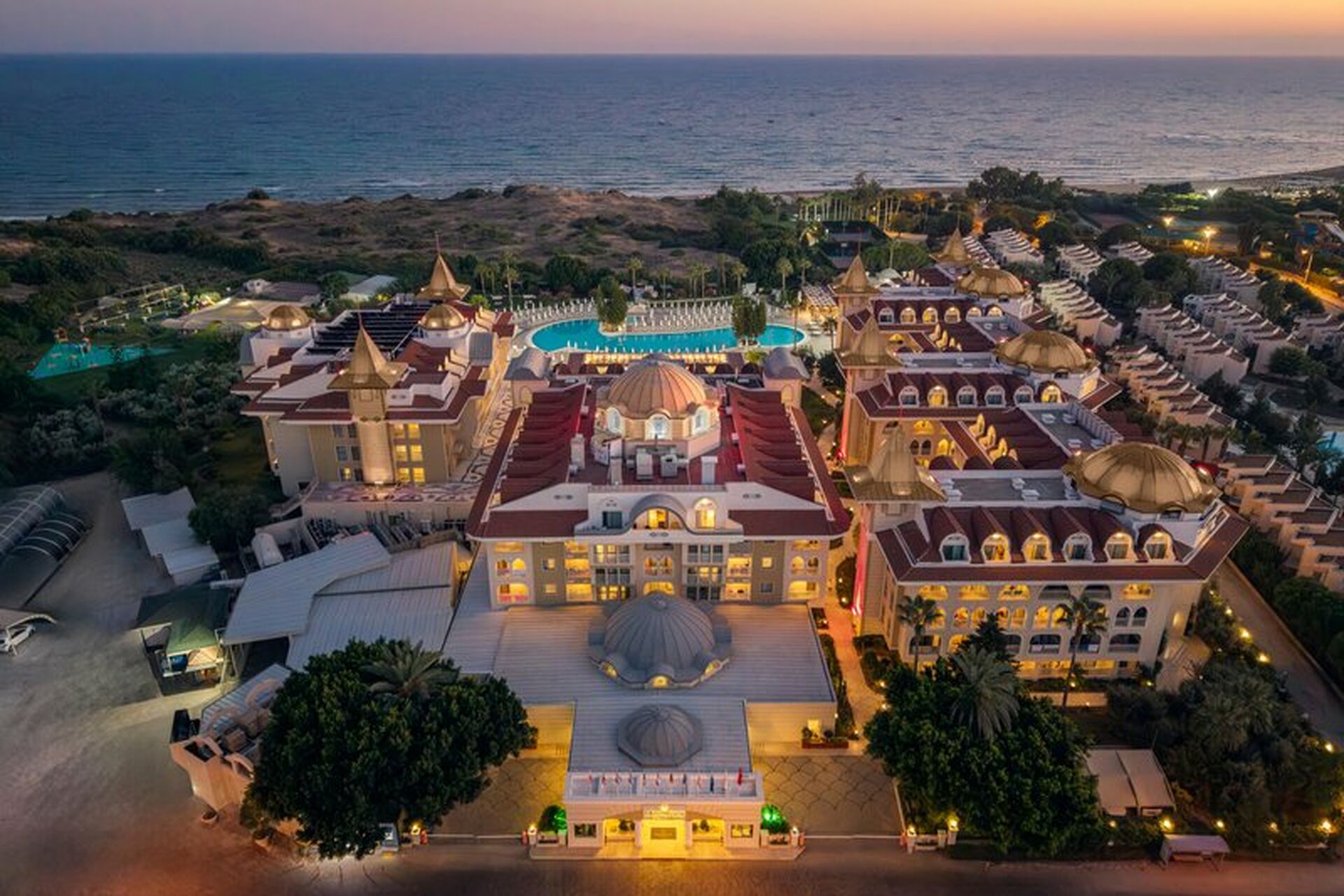 Side Star Resort